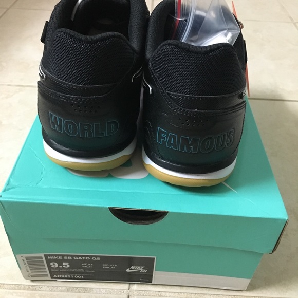 New Men’s Nike Supreme Gato QS SB US 9.5 Black - Picture 3 of 7